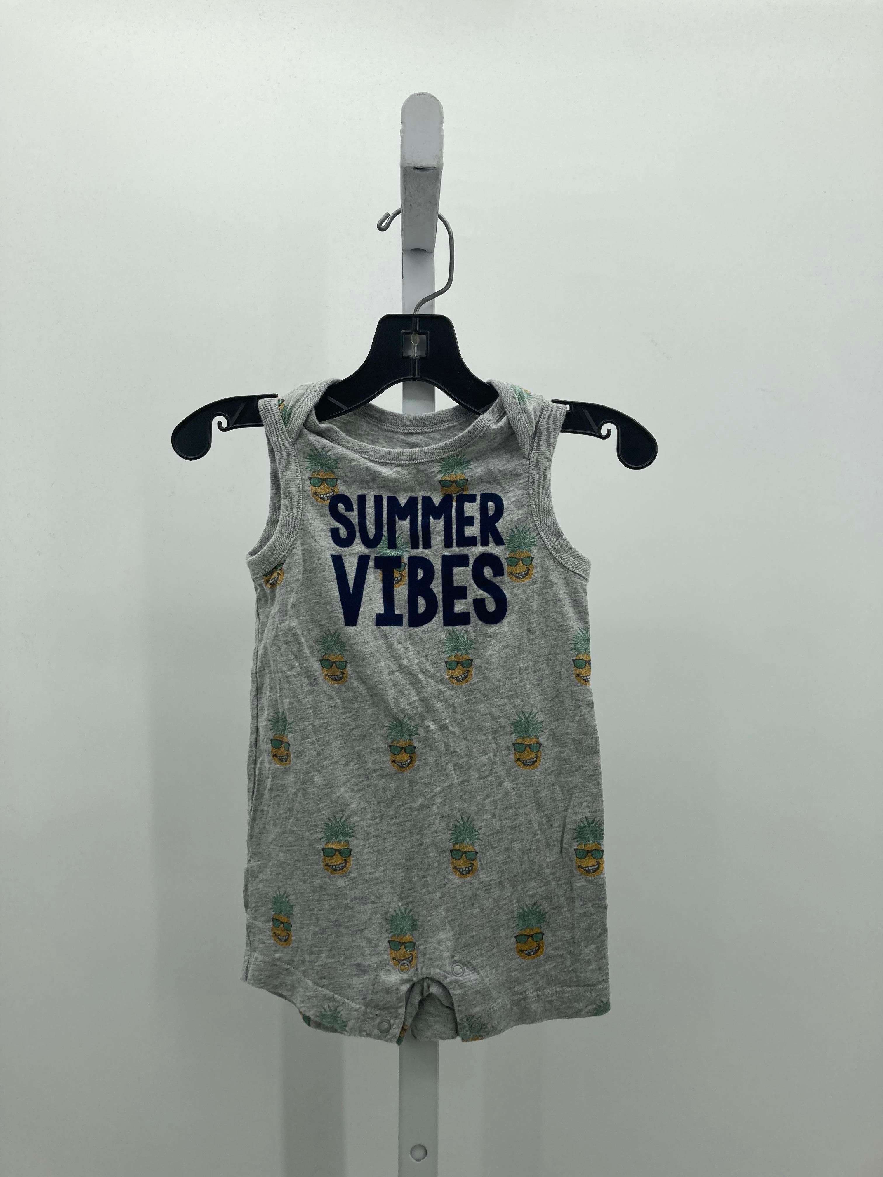 SUMMER VIBES PINEAPPLES