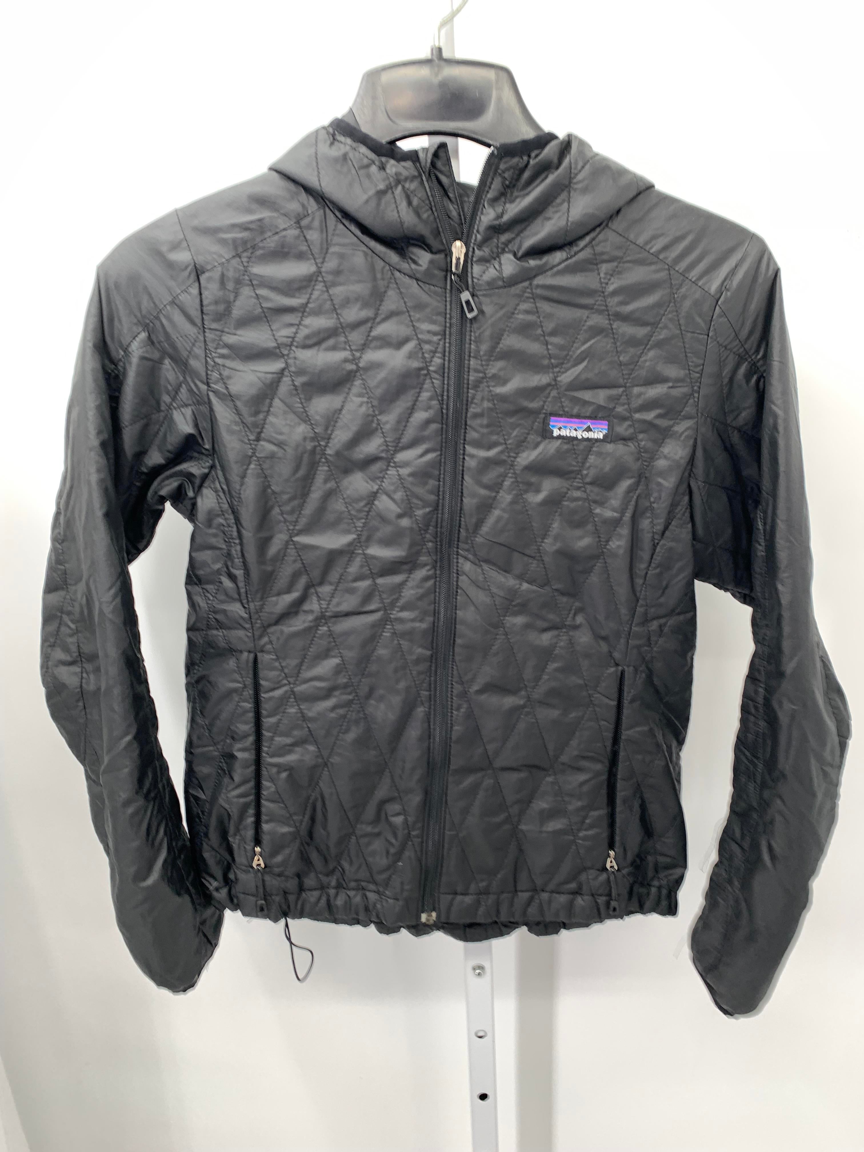 Patagonia Size Small Misses Lightweight Jacket