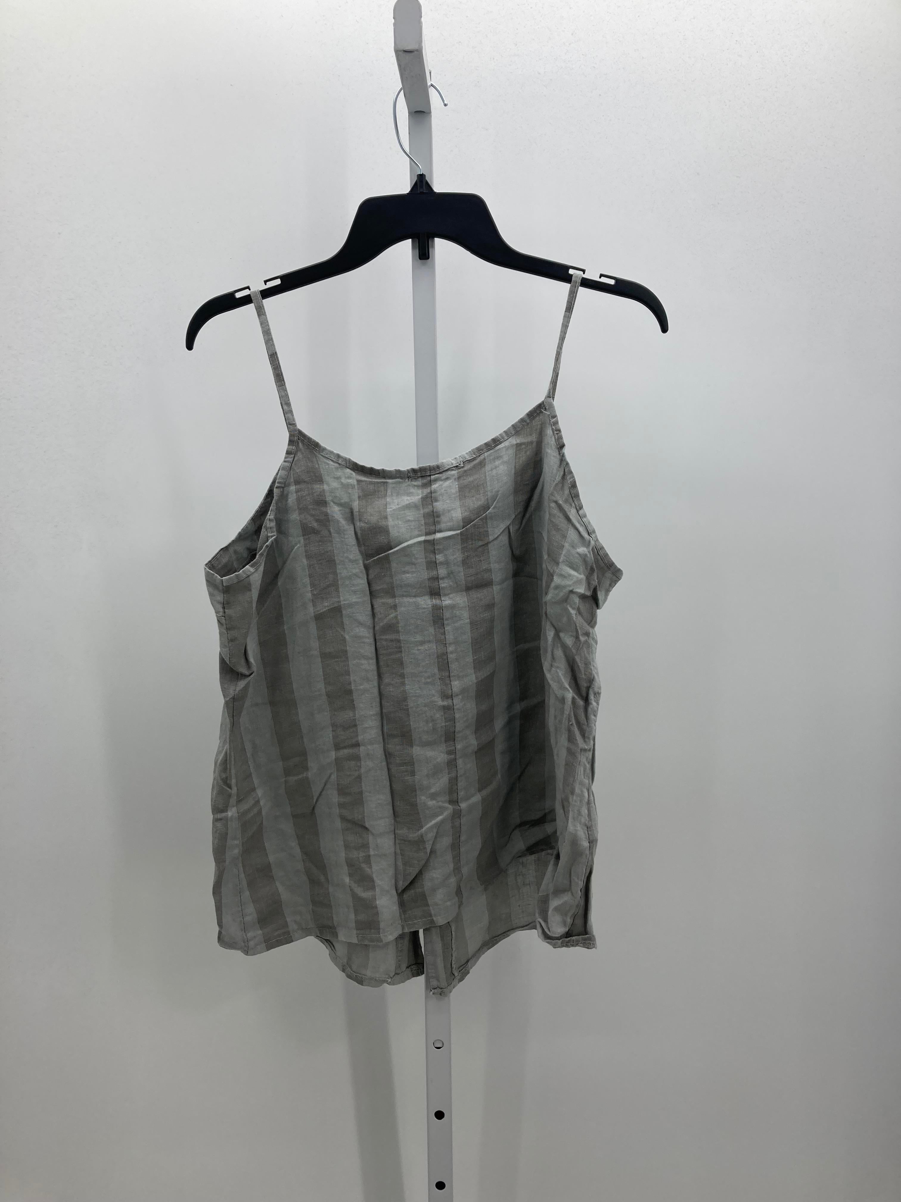 Size Medium Misses Tank