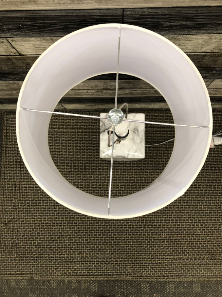 HEAVY MARBLE BASE LAMP W WHITE SHADE.