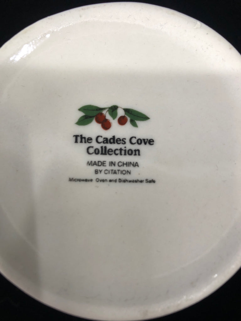 WHITE GREEN TRIM APPLE CREAMER.