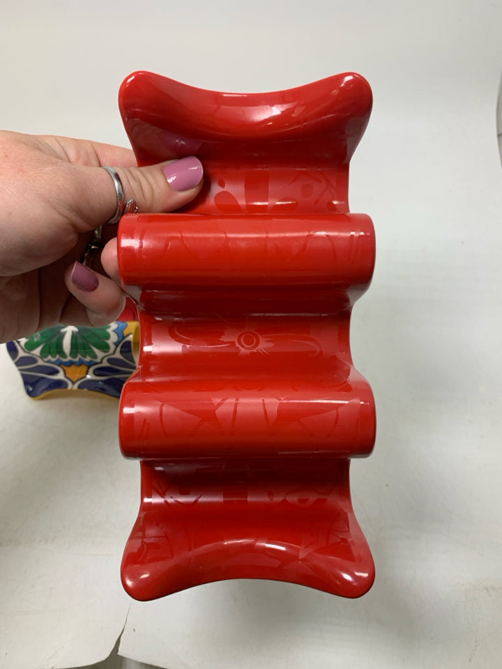 2 MELAMINE COLORFUL TACO HOLDERS.