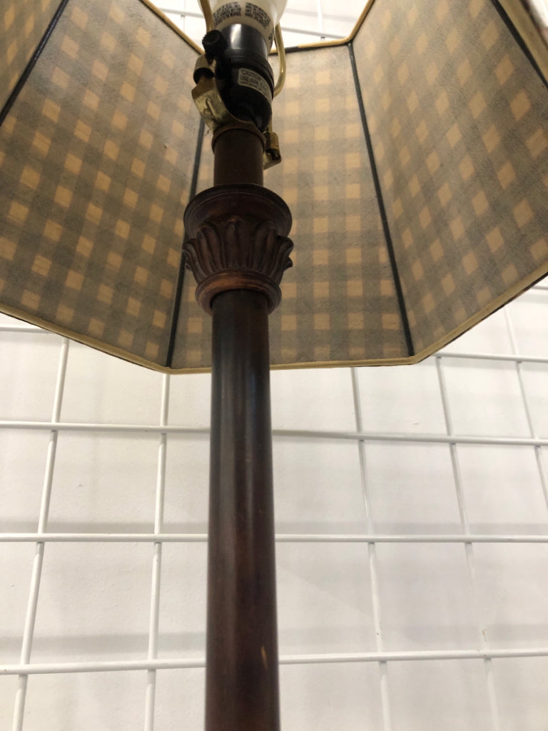 HEAR NO EVIL SEE NO EVIL TALL MONKEY LAMP.