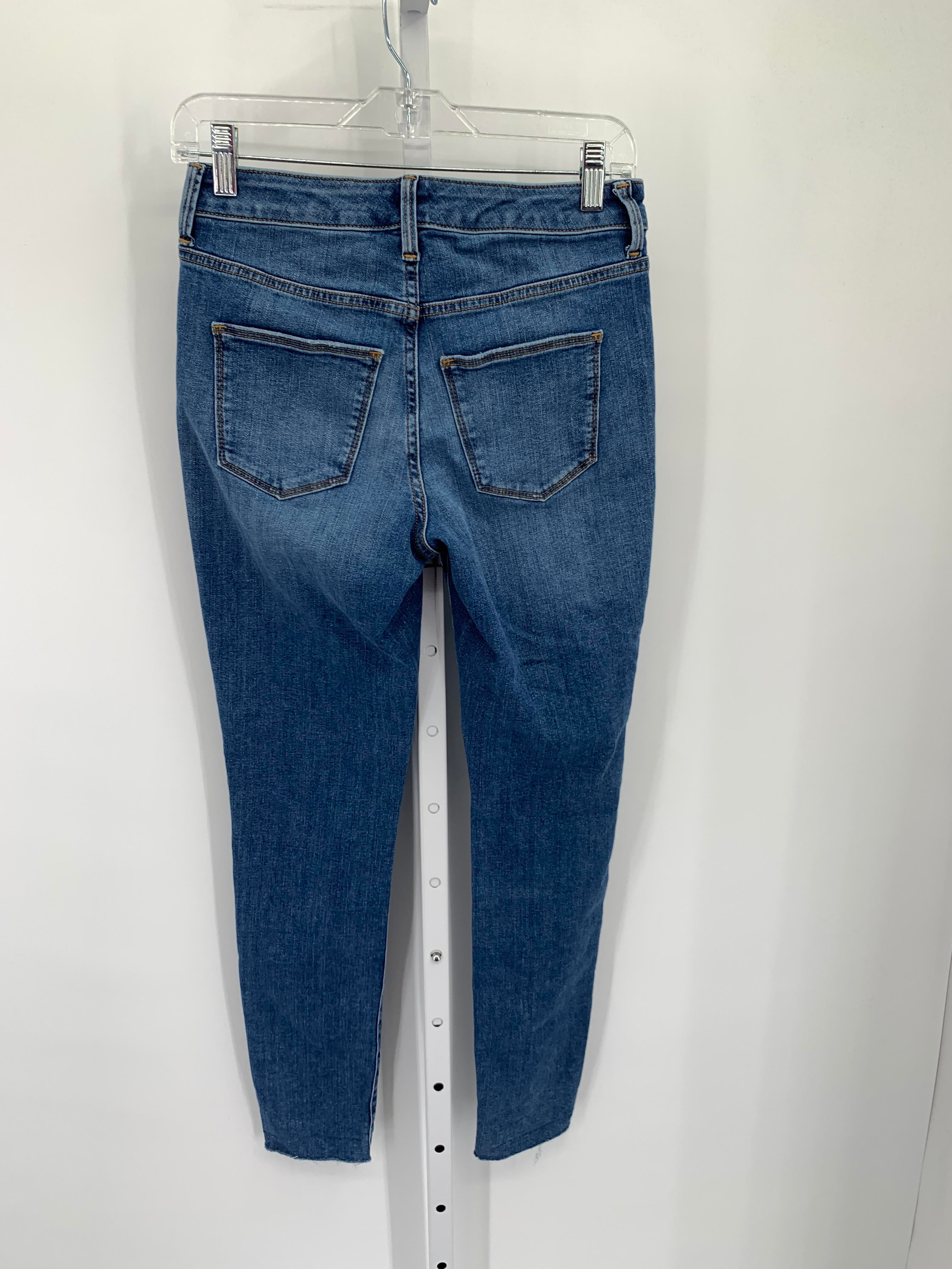 Universal Thread Size 2 Misses Jeans