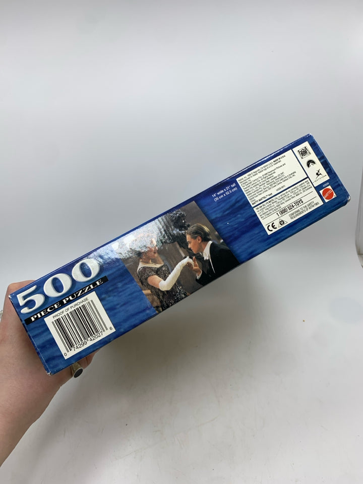 NIB TITANIC PUZZLE.
