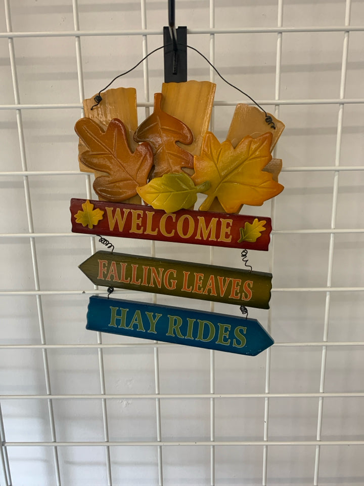 WELCOME AUTUMN LEAVES WALL HANGING.