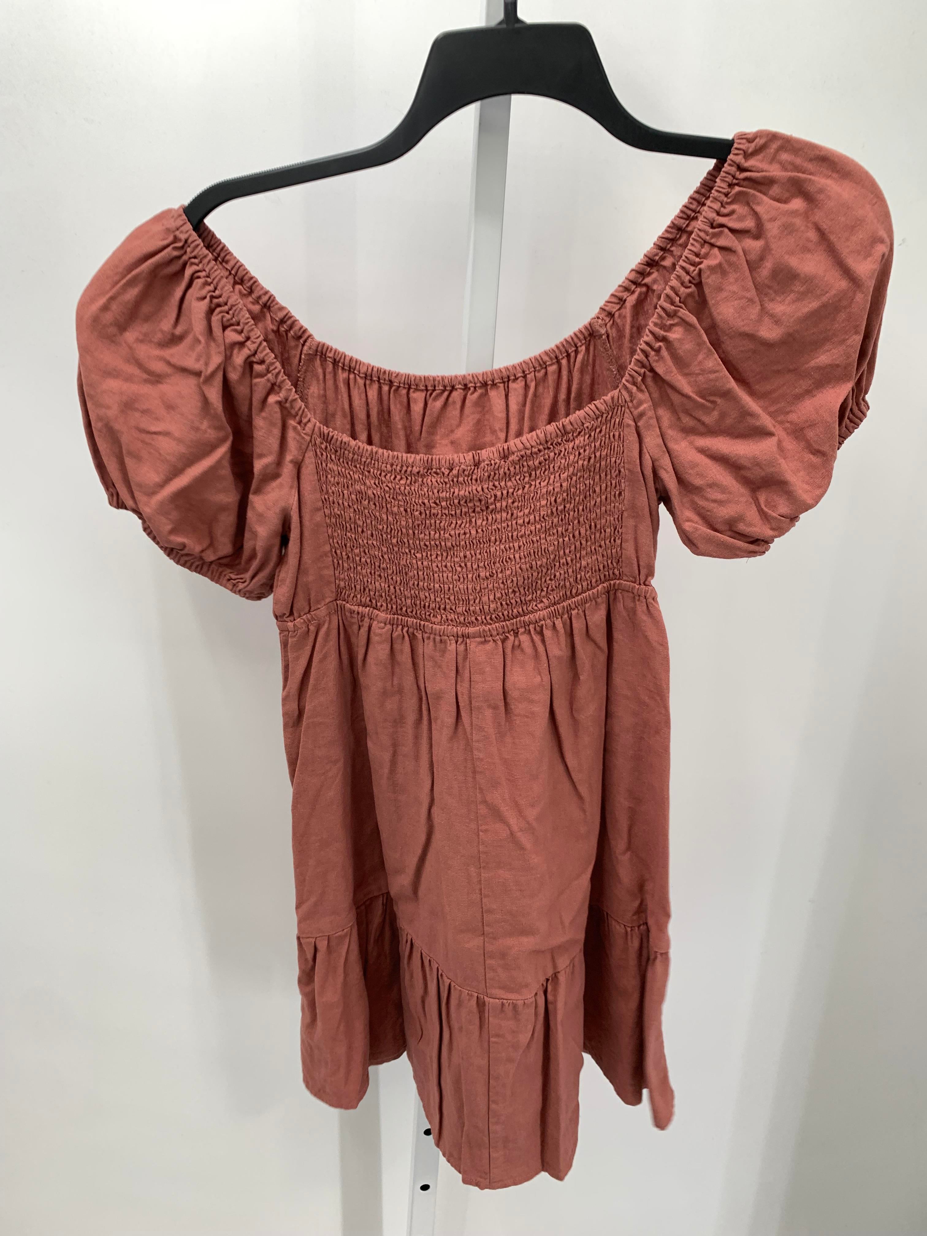Love Tree Size Large Juniors Short Sleeve Dress