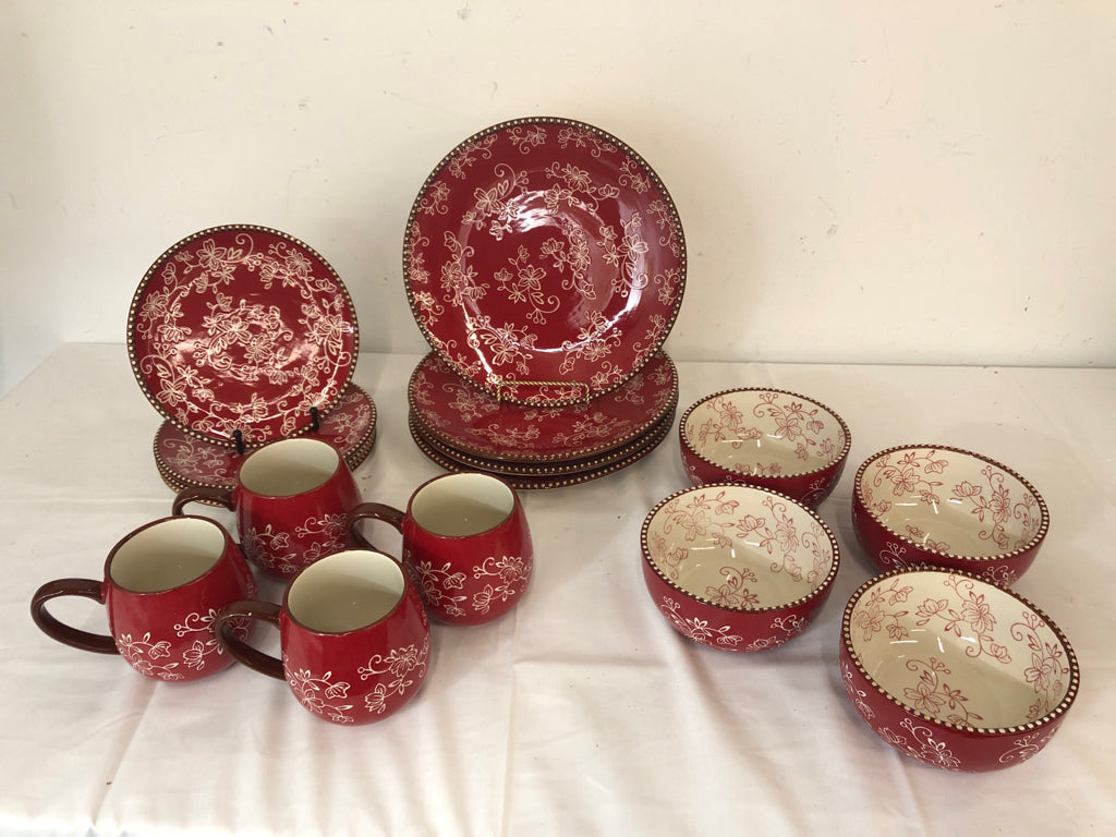 16PC SERV FOR 4 RED TEMPTATIONS FLORAL LACE DISH SET - 4 DINNER PLATES, 4 LUNCH