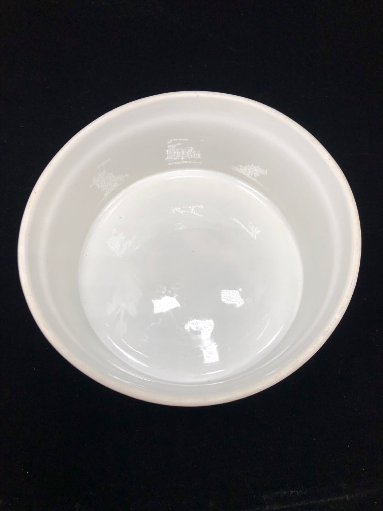 SOUFFLE PORCELAIN DISH W/FRUIT DESIGNS.