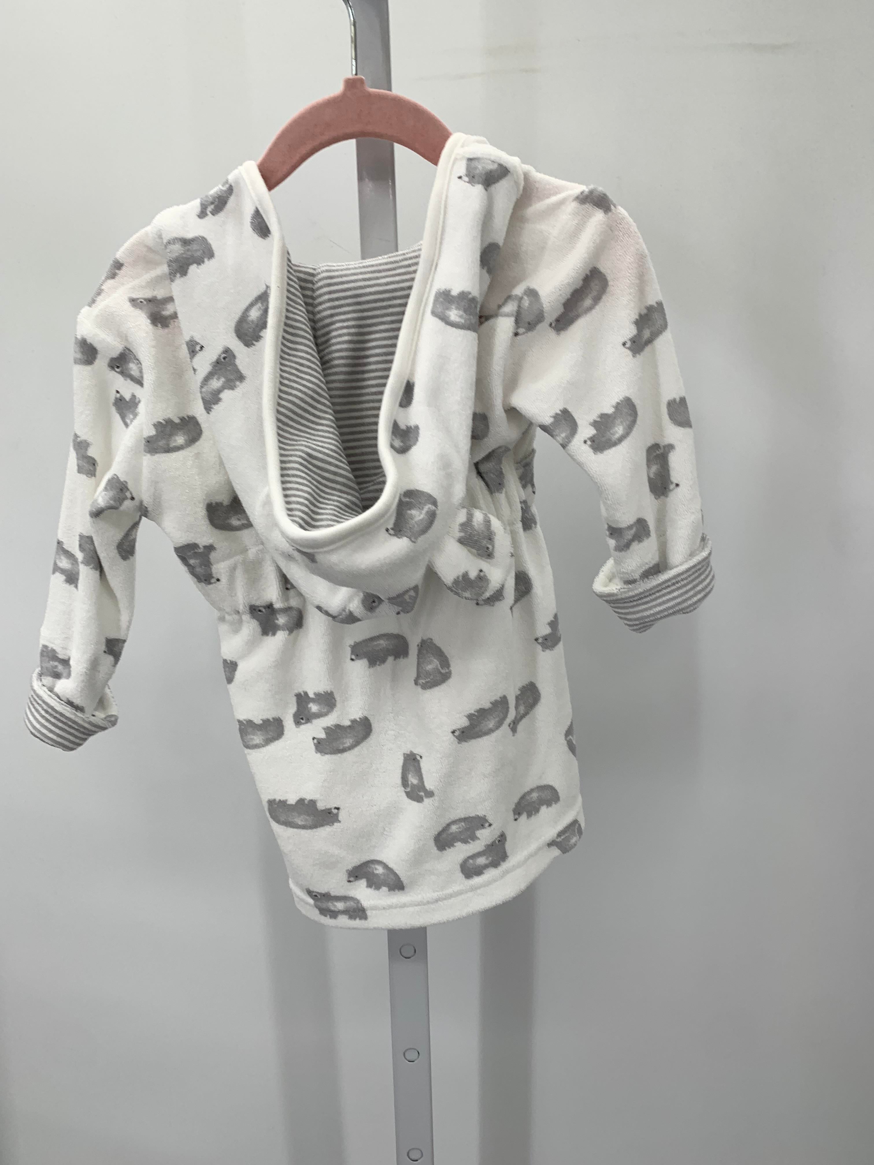 GREY BEARS HOODED ROBE