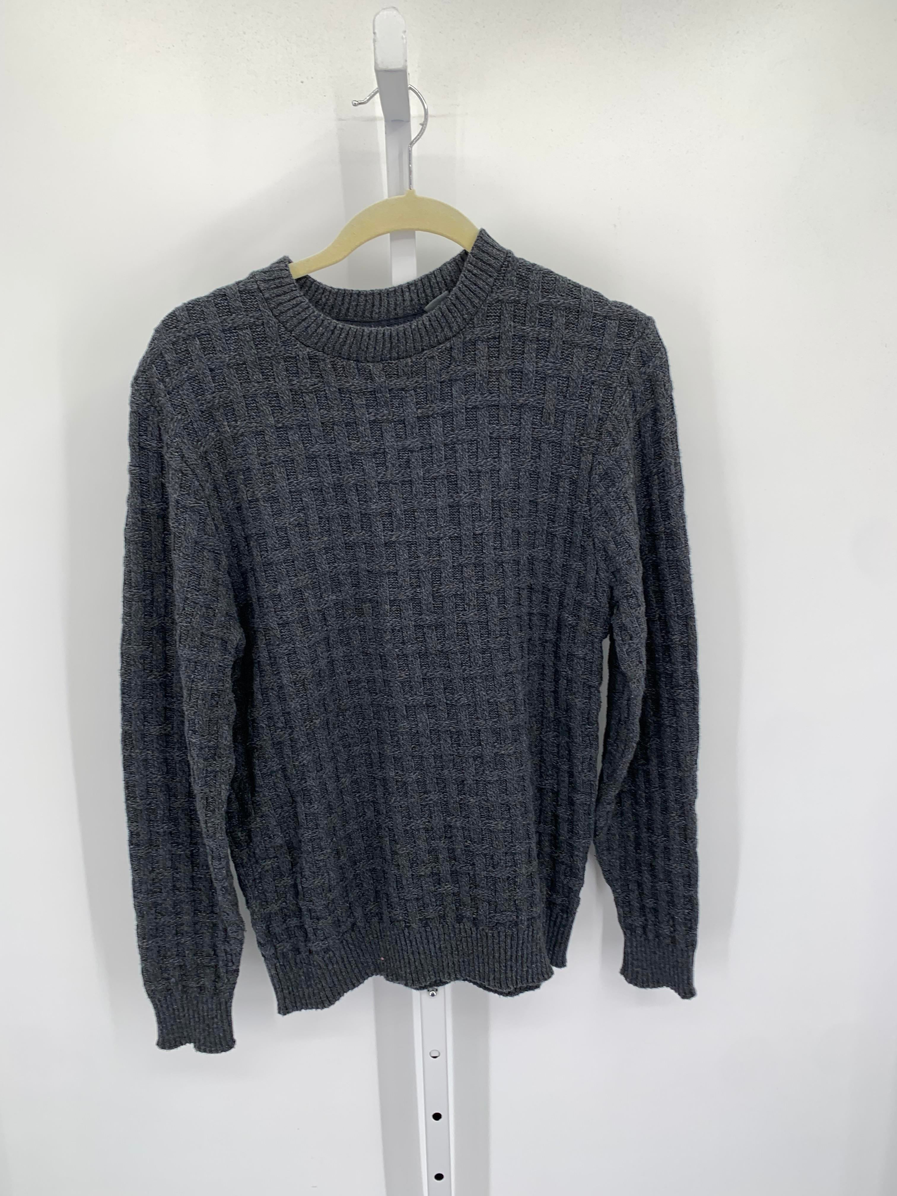 BASKET WEAVE KNIT SWEATER.