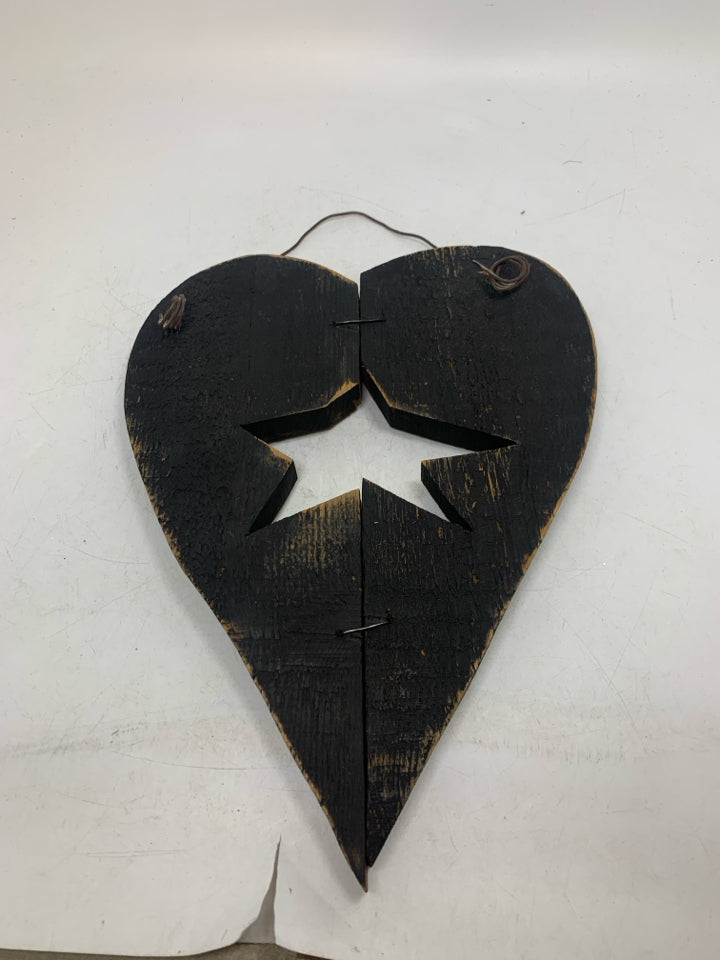 HEART SHAPE W/ STAR CUTOUT WALL HANGING.