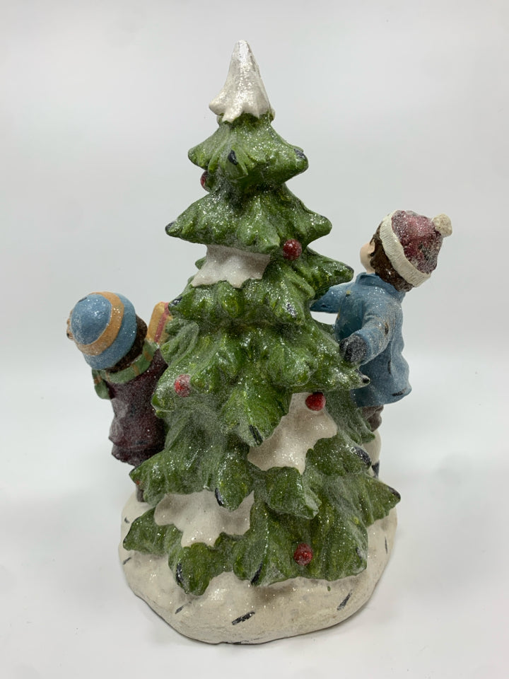 SPARKLY CHILDREN W/ TREE FIGURE.