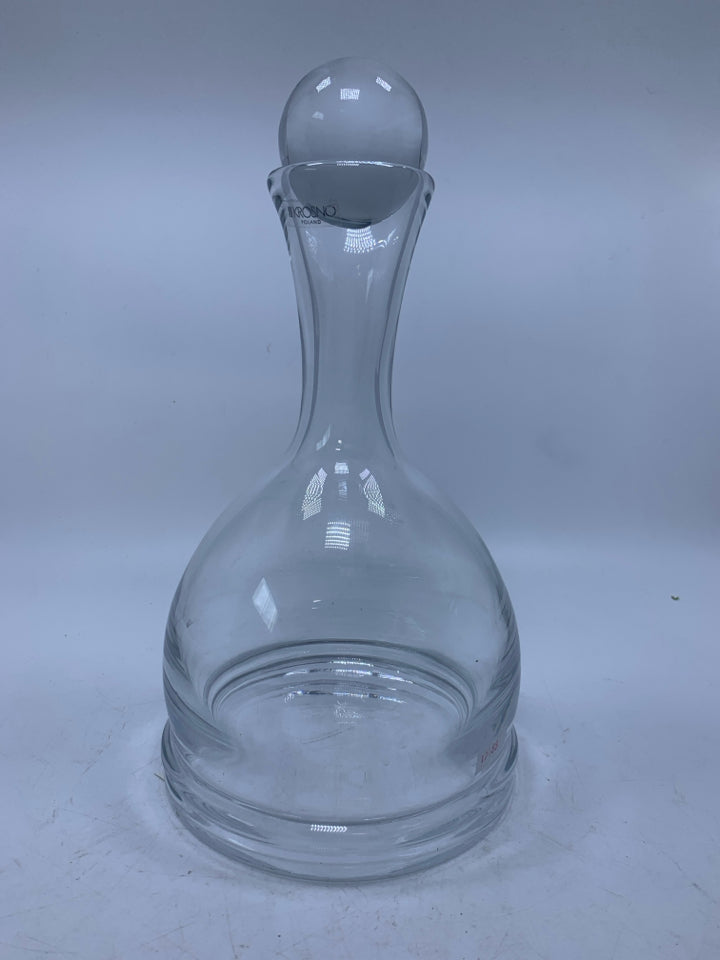 VTG HEAVY GLASS FLAT BOTTOM DECANTER W/ SPHERE STOPPER.