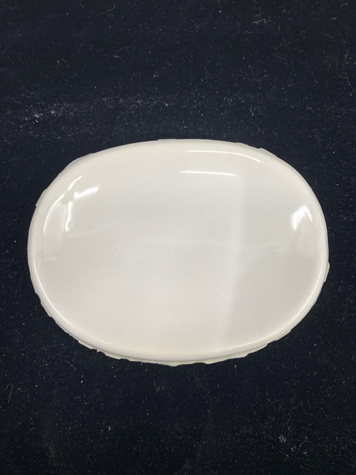 WHITE MOSAIC SOAP DISH.