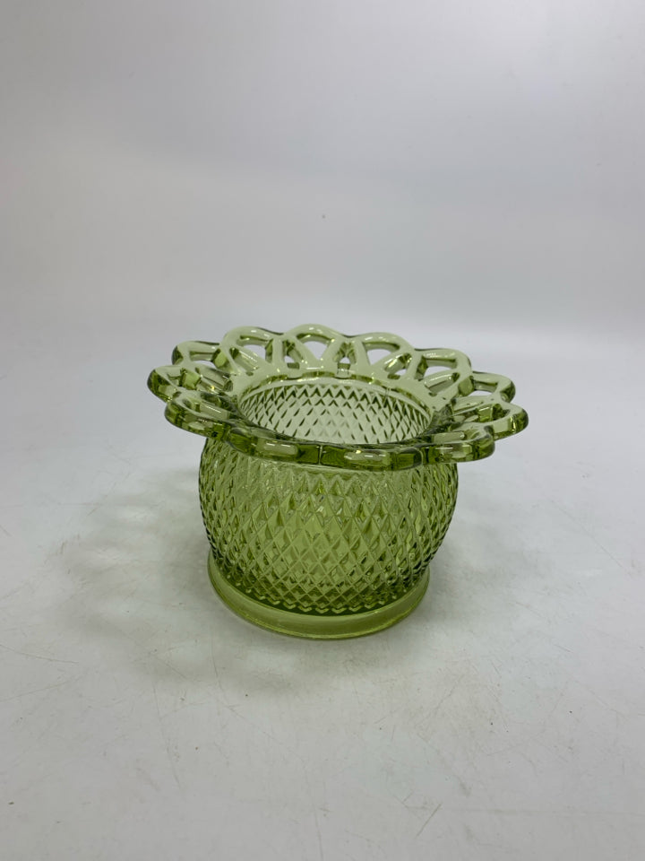 VTG OLIVE GREEN DIAMOND PATTERN CANDY DISH LACE EDGE.