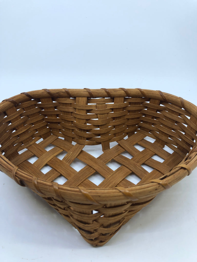 WOVEN HEART SHAPED BASKET.