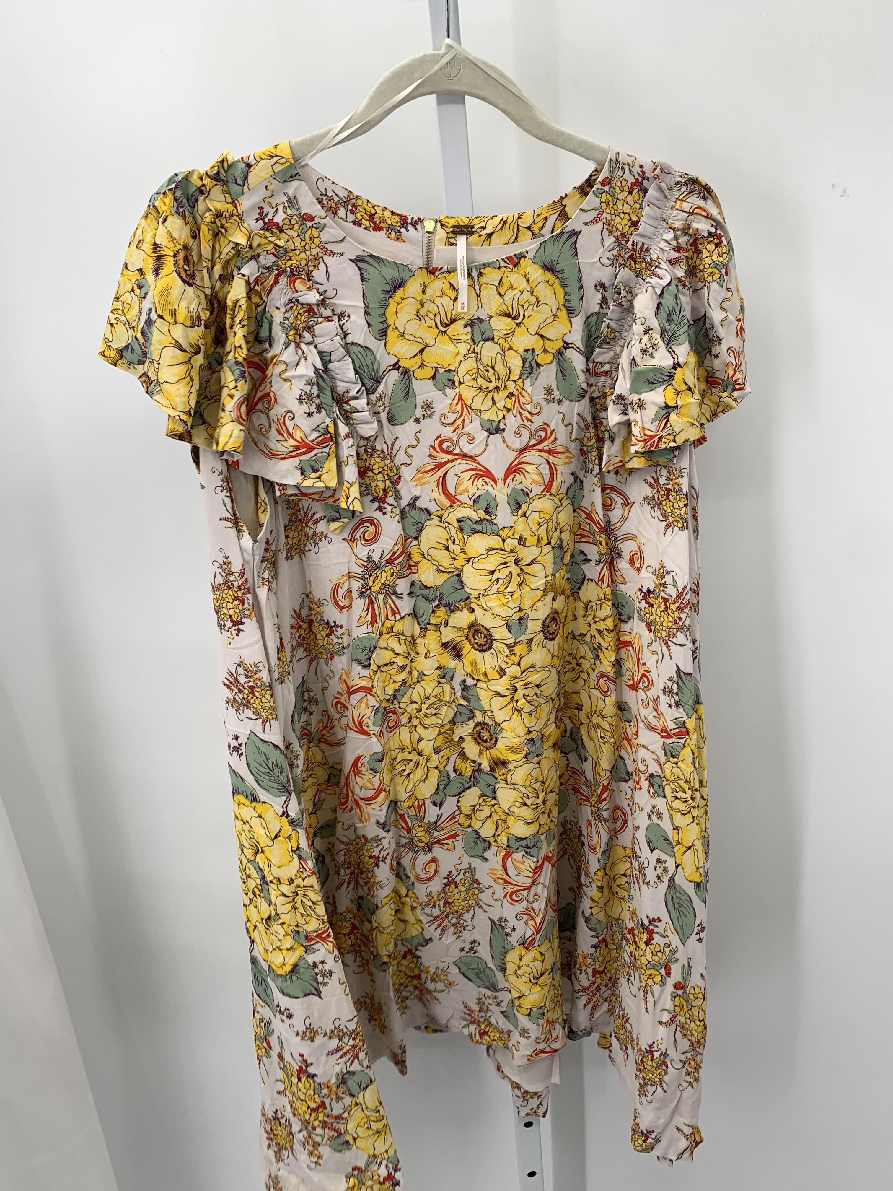 Free People Size Medium Misses Short Sleeve Dress