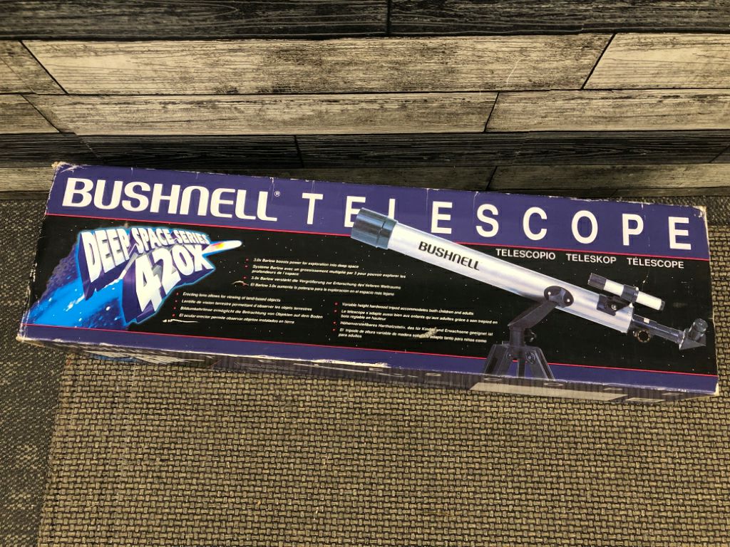 NIB BUSHNELL DEEP SPACE TELESCOPE 420X