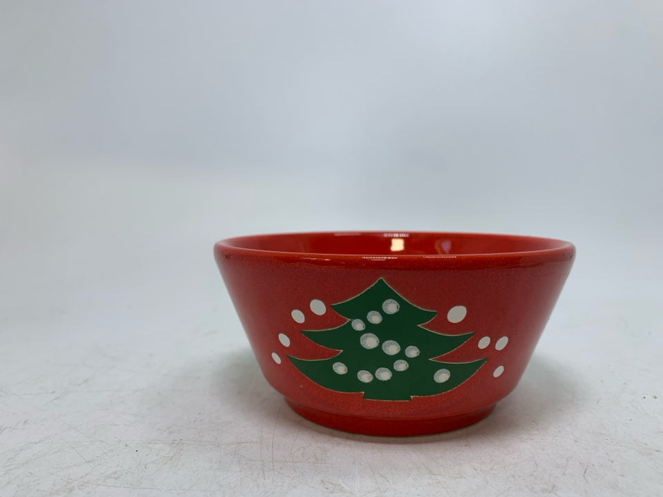 SMALL RED WAECHTERSBACH CHRISTMAS TREE BOWL.