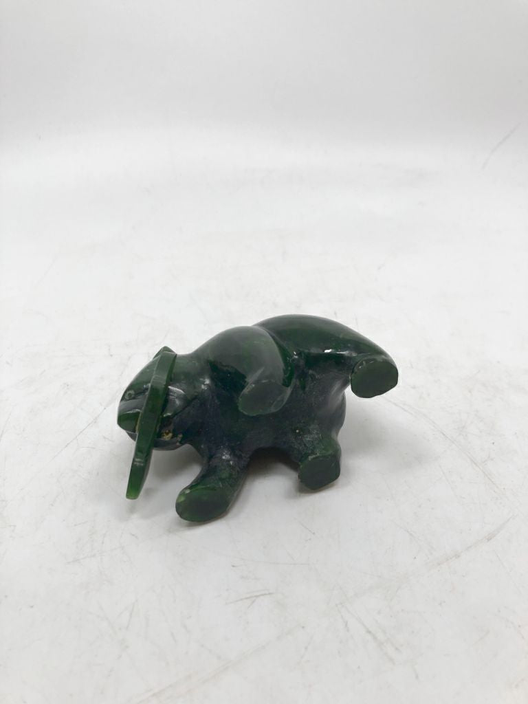GREEN STONE BEAR W/FISH.