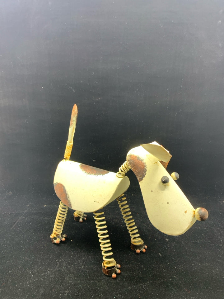 CREAM AND BROWN BOBBLE HEAD METAL DOG.