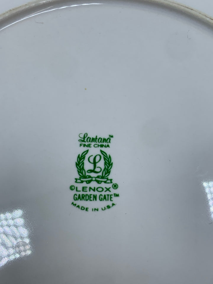 4 LENOX GARDEN GATE LUNCH PLATES.