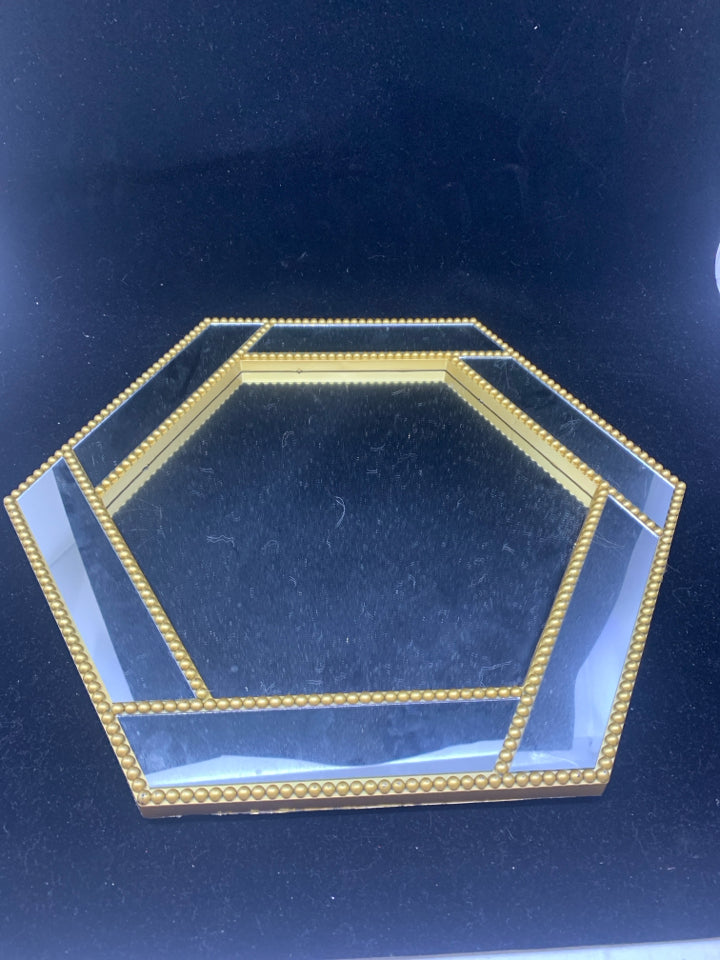 MIRRORED W GOLD ACCENTS ON HEXAGON TRAY.