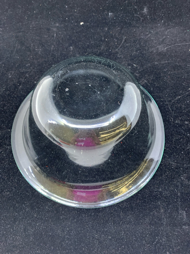 GLASS BOWL W METAL STAND.