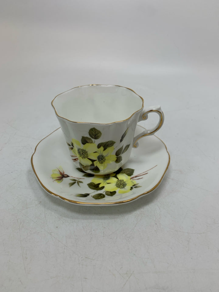 YELLOW FLOWERS TEA CUP.