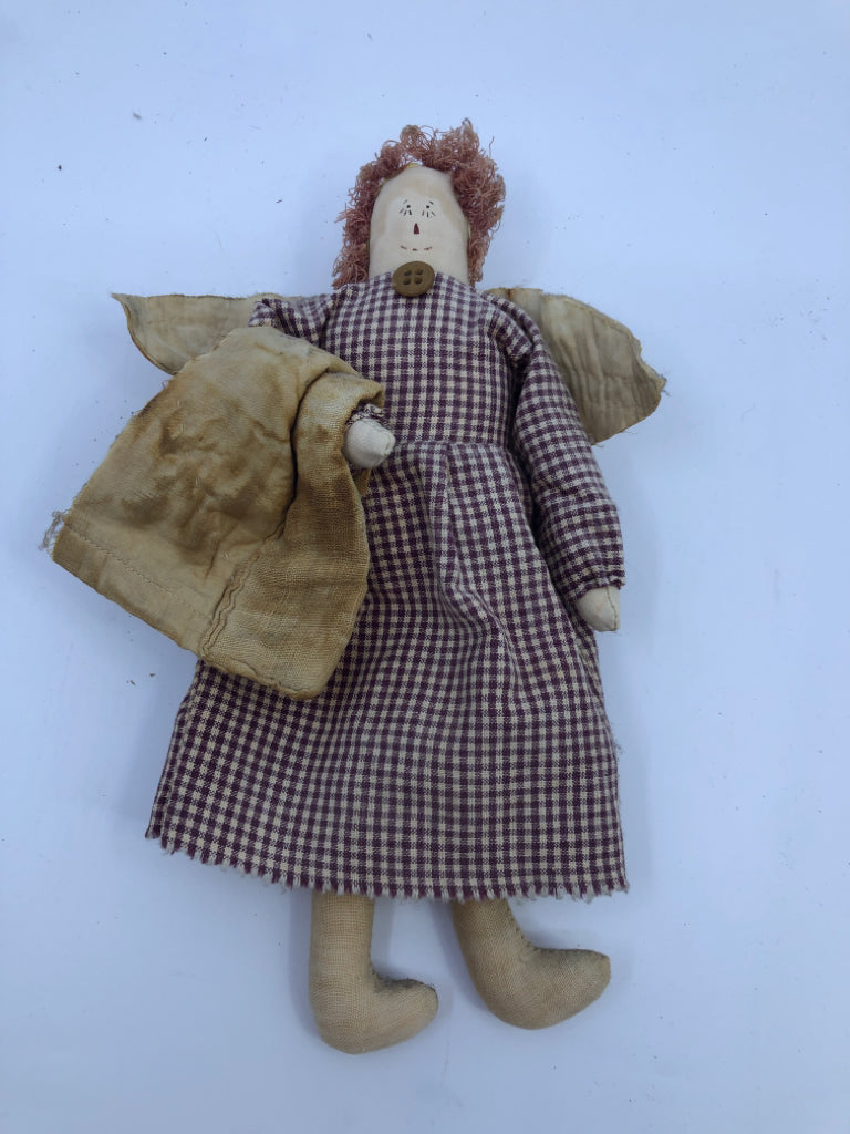 PRIMITIVE ANGEL IN RED PLAID DRESS W TOWEL.