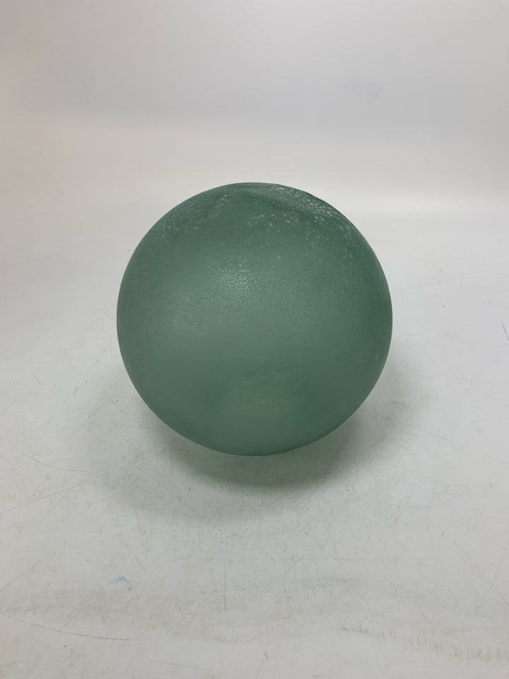 GREEN FROSTED ORB.