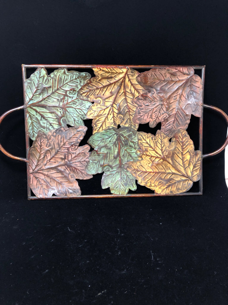 EMBOSSED LEAF TRAY.