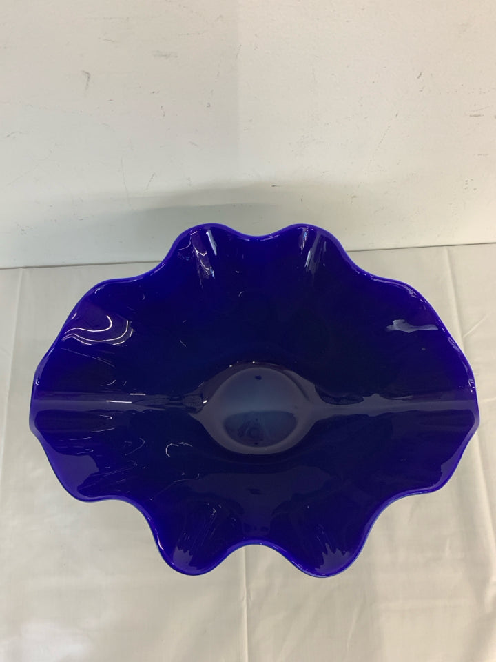 LARGE GLASS BOWL W/ RUFFLED EDGE DARK BLUE W/ CRACKLE PATTERN.