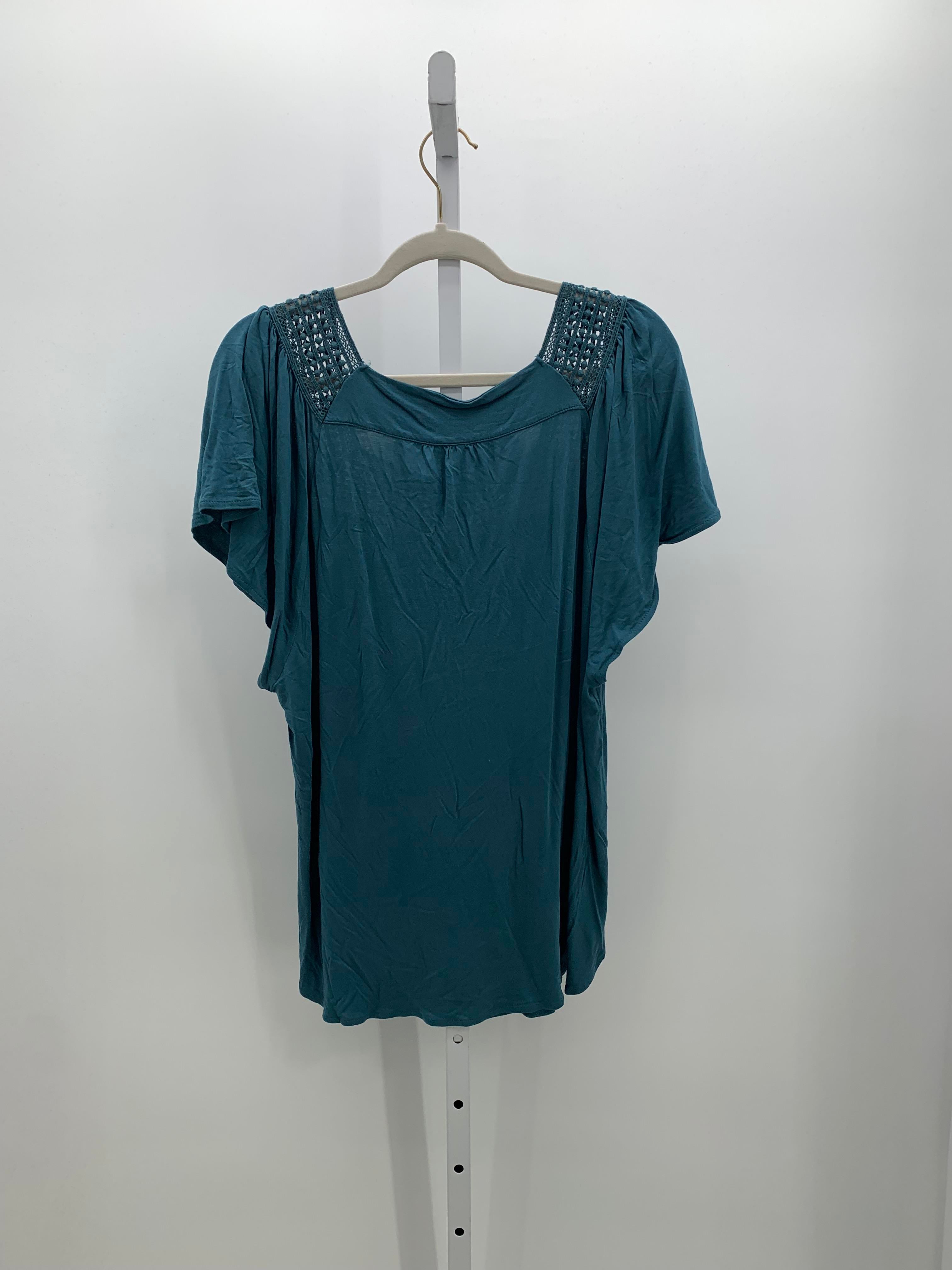 Old Navy Size 2X Womens Short Sleeve Shirt