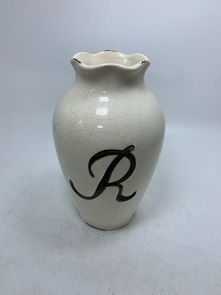 CRACKLE DETAIL W/ MONOGRAM R VASE.
