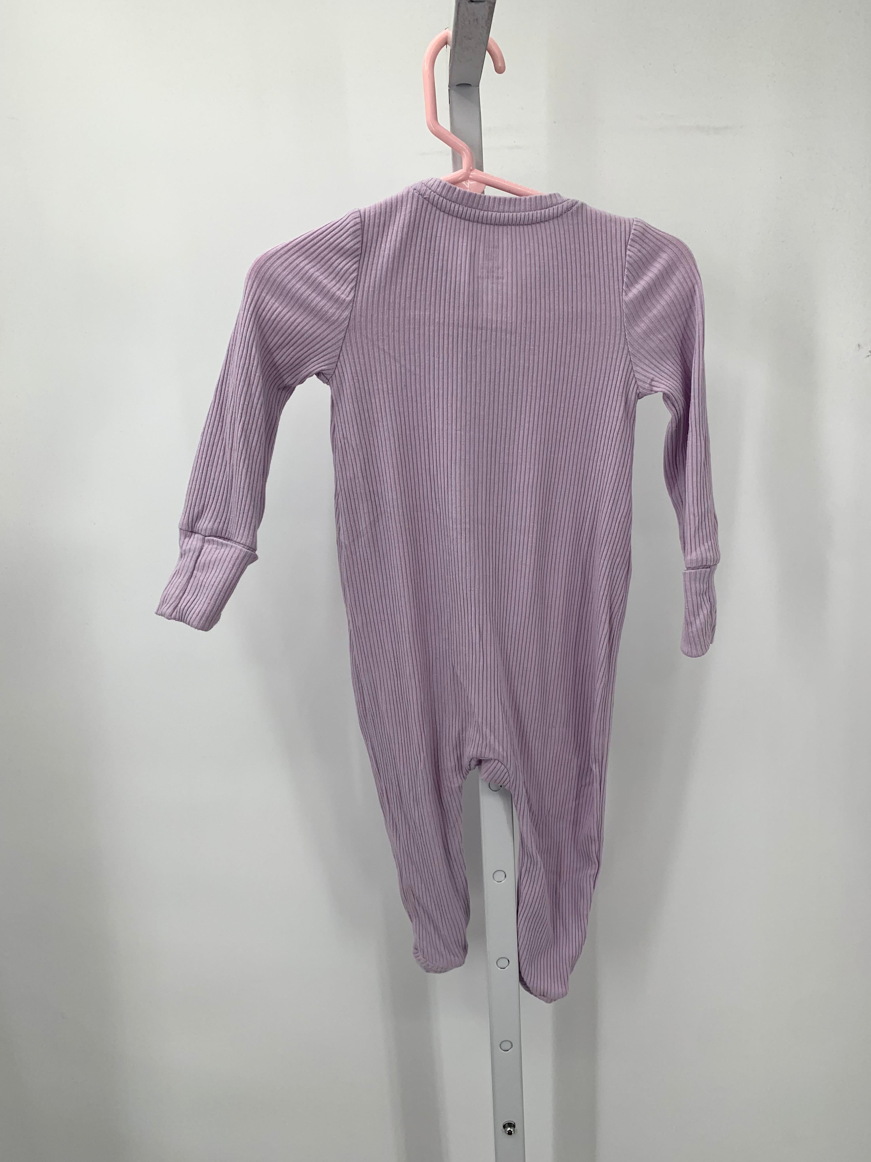 Baby Gap Size 6-9 mon Girls Long Slv. Romper