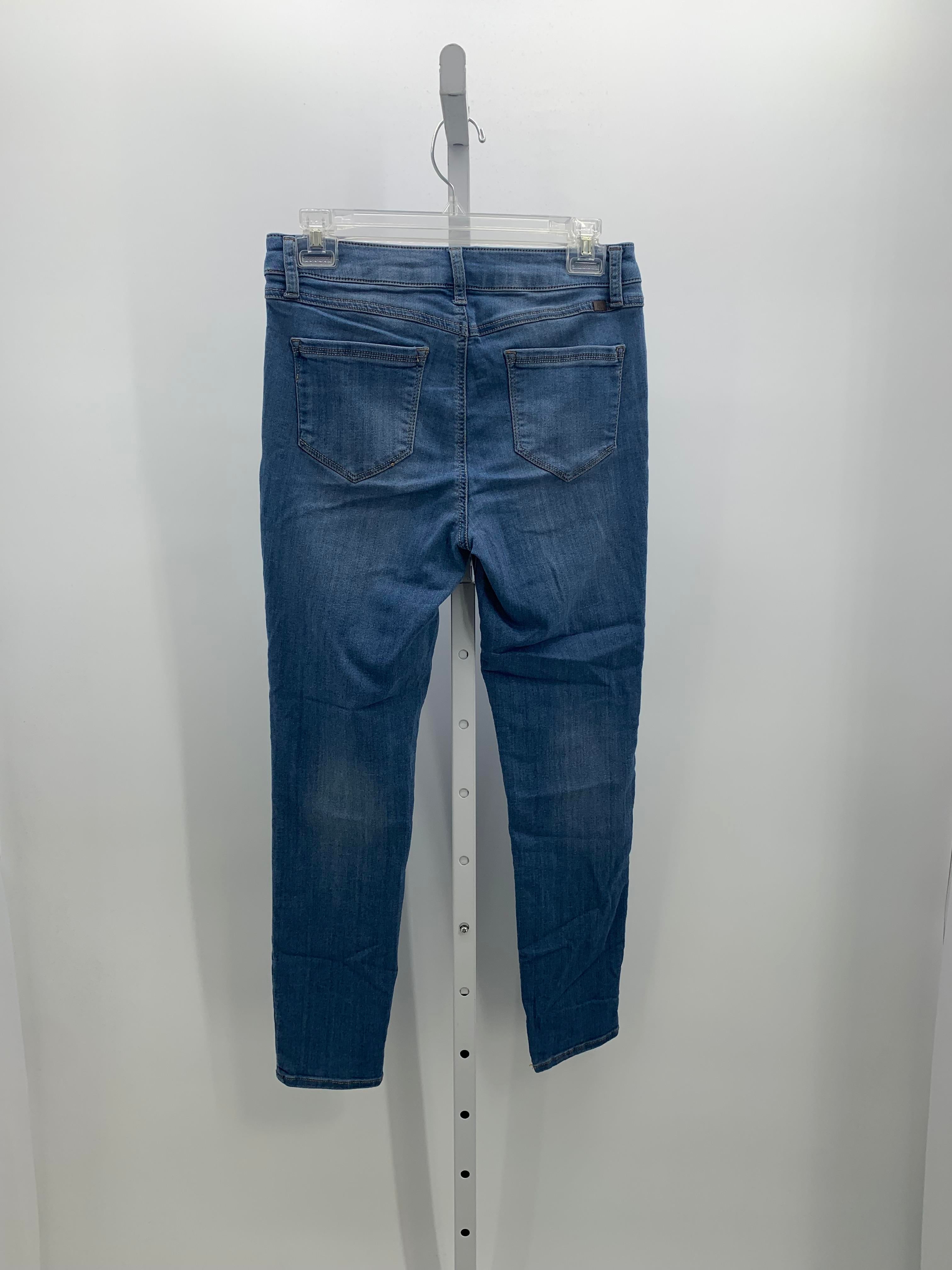 1822 Size 6 Misses Jeans