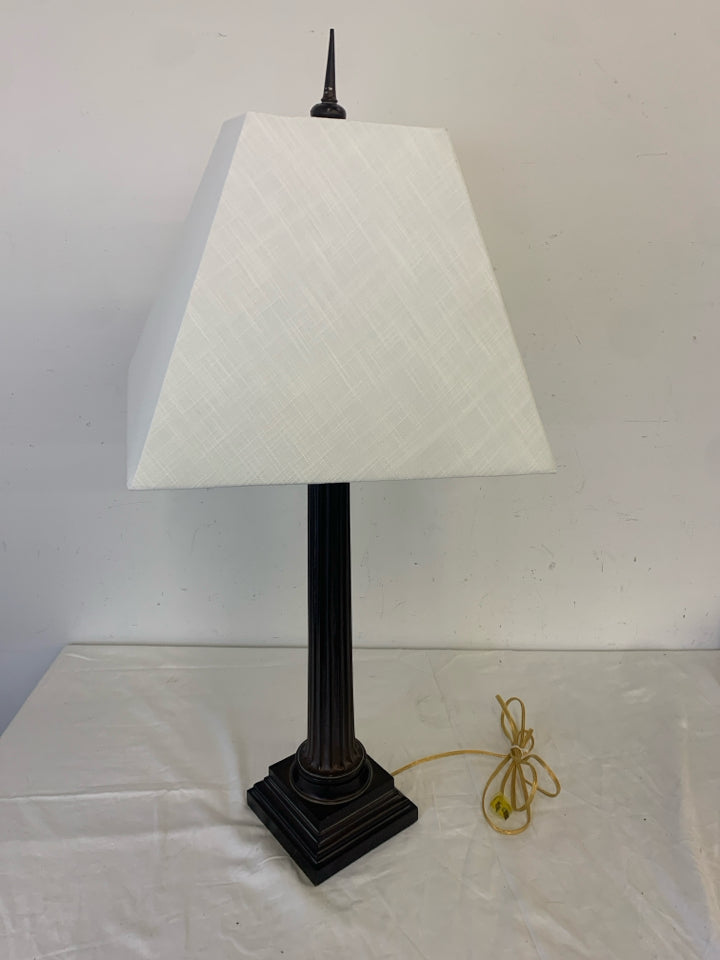 BROWN HEAVY COLUMN  BASE LAMP W/ WHITE SQUARE SHADE.