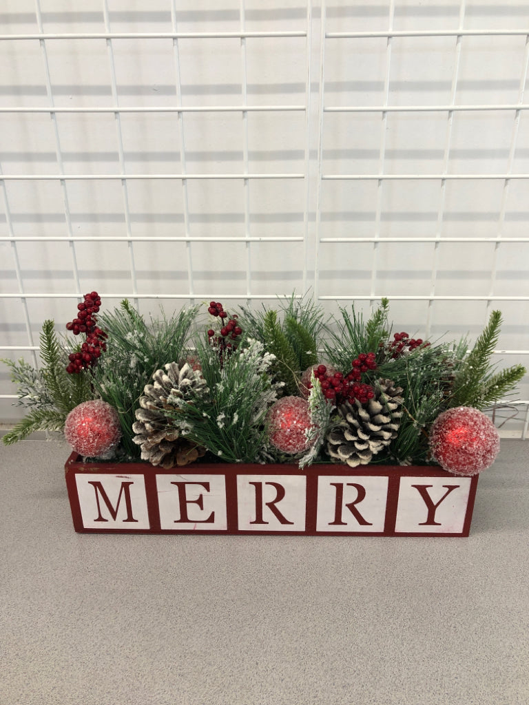 SNOW COVERED LIGHT-UP "MERRY" PINE & BERRY DECOR.