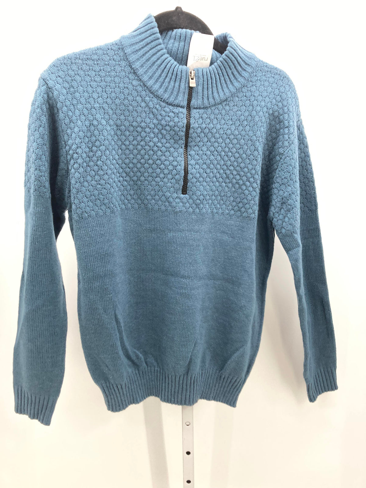 rue21 Size Medium Juniors Long Sleeve Sweater