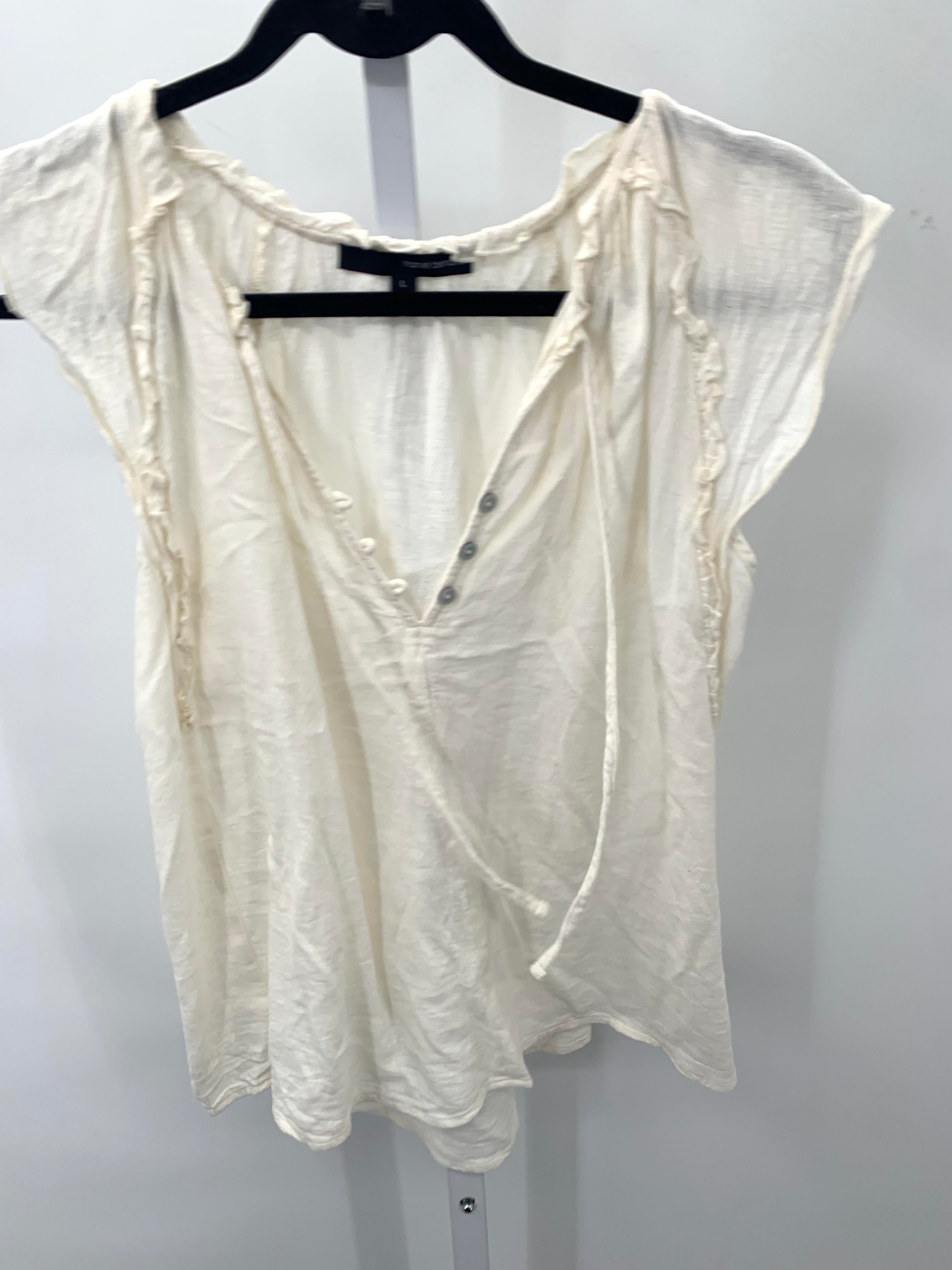 Harve Benard Size Large Misses Short Sleeve Shirt
