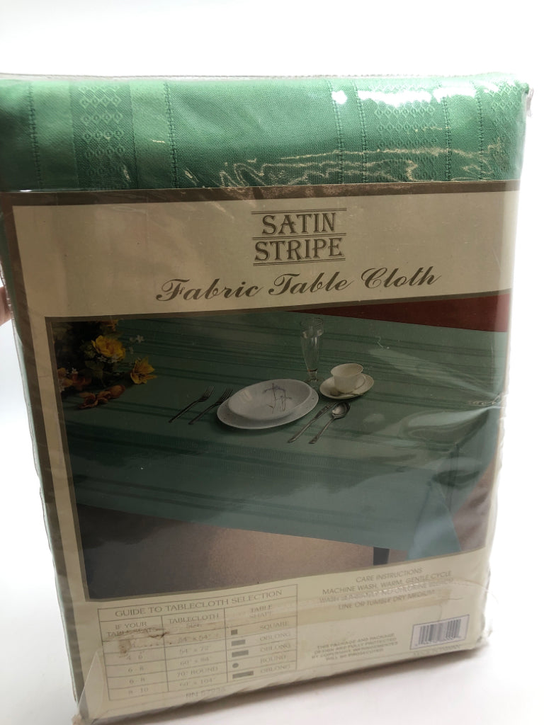 NIP GREEN SATIN STRIPE OBLONG TABLE CLOTH.