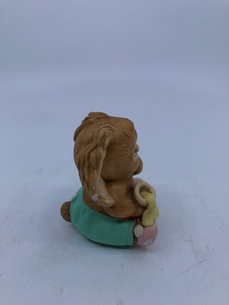 VTG PENDELFIN BUNNY VANILLA BUNNY W MELTED ICE CREAM.