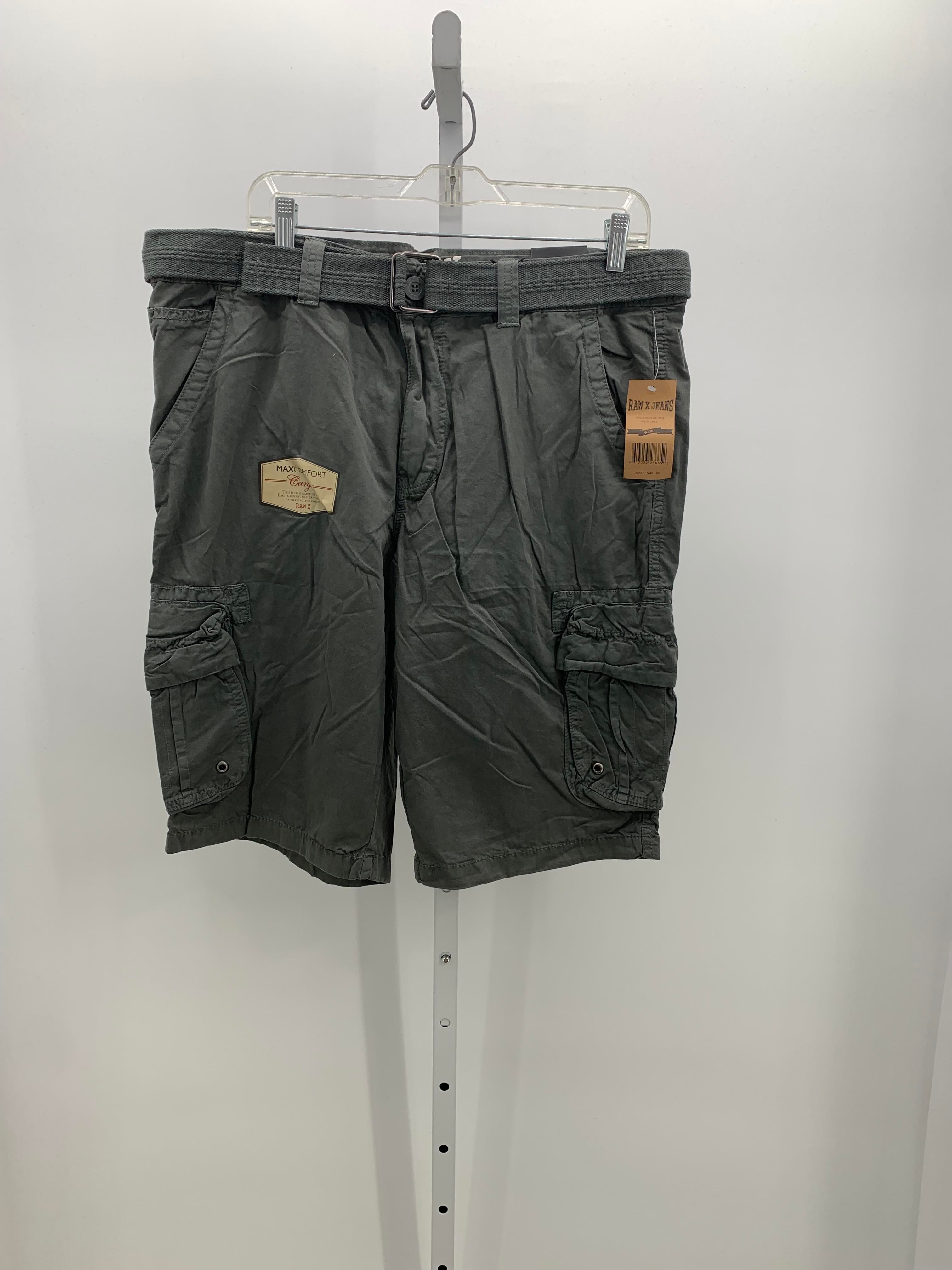 NEW BELTED CARGO SHORTS.