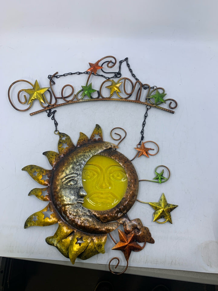 METAL WELCOME WALL ART W/ MOON/SUN.