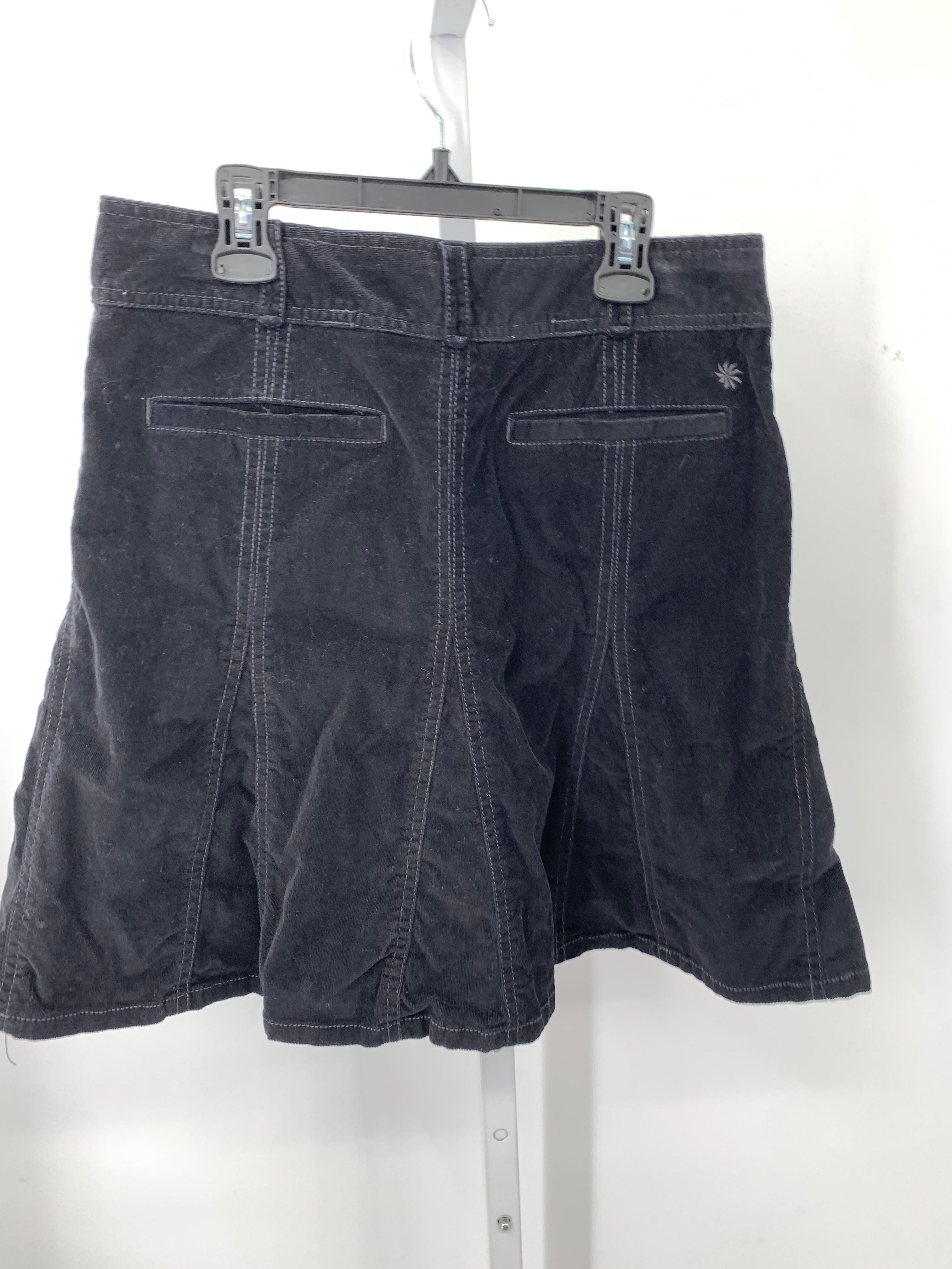 Athleta Size 6 Misses Skirt