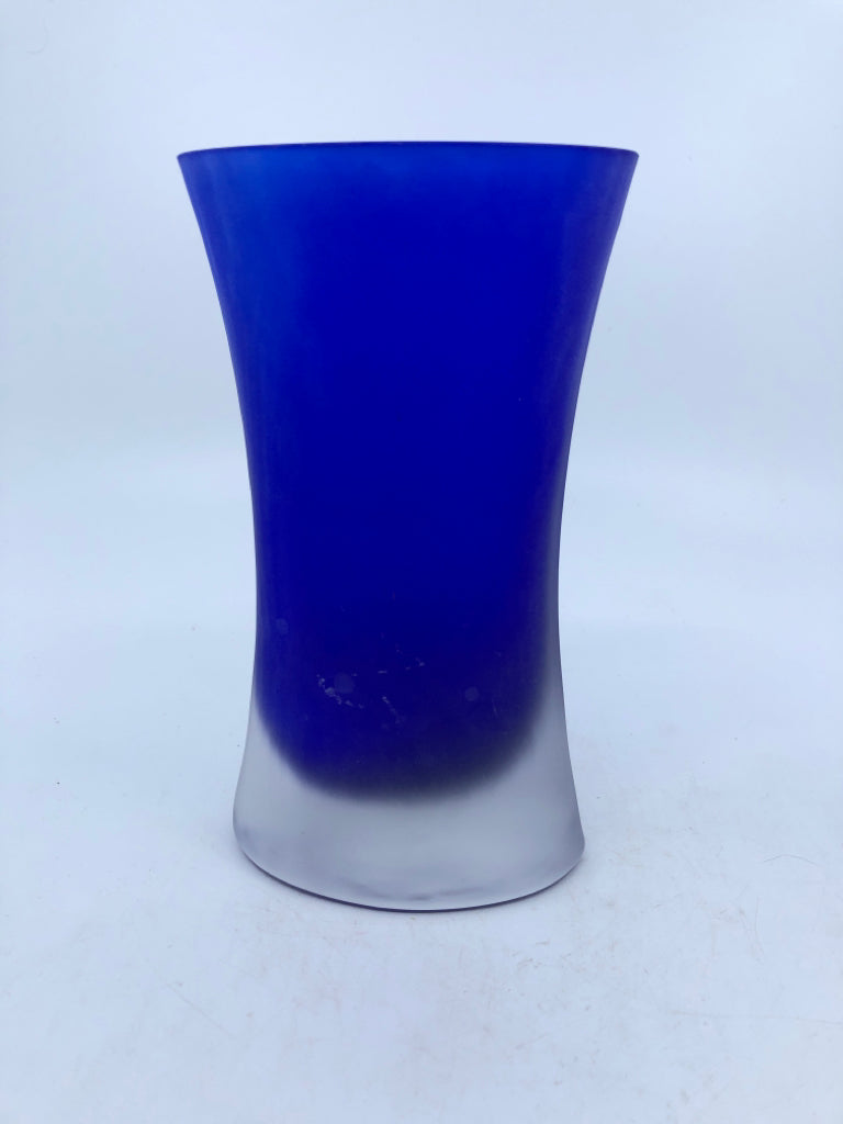 BLUE/CLEAR GLASS VASE BJORN RAMEL.