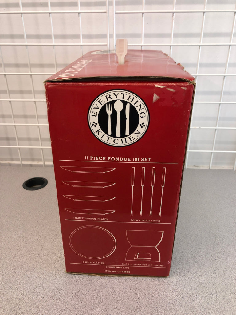 NIB 11 PC FONDUE SET.
