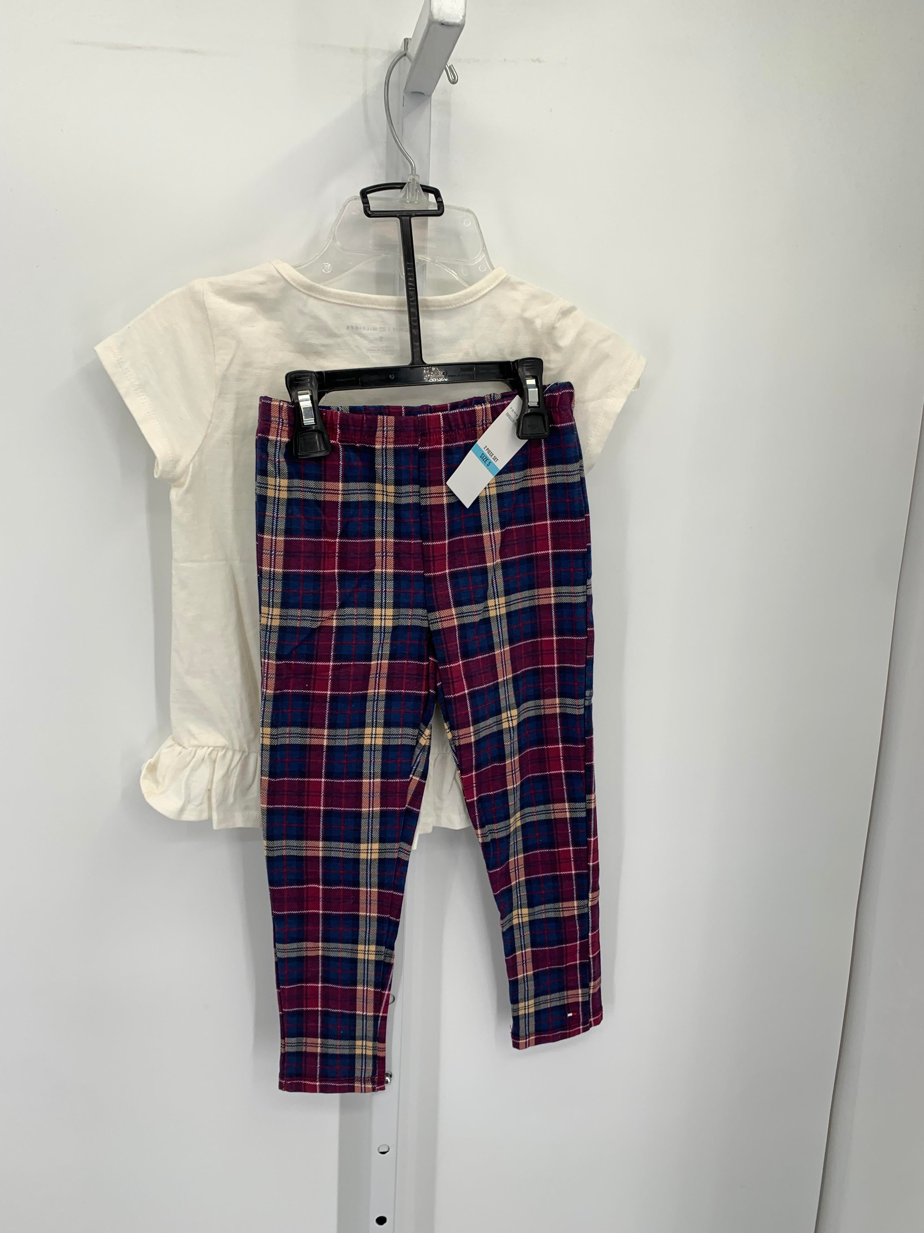 Tommy Hilfiger Size 5 Girls 2 Pieces